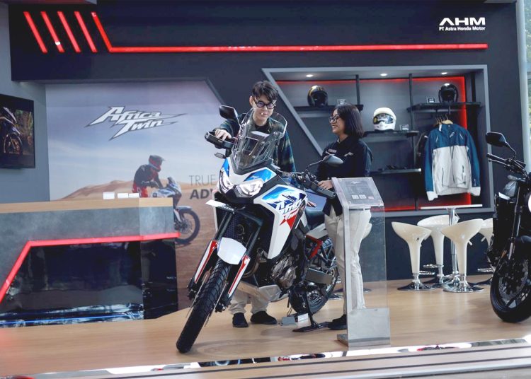 AHM memamerkan motor berteknologi tinggi di GIIAS 2024. (ist)