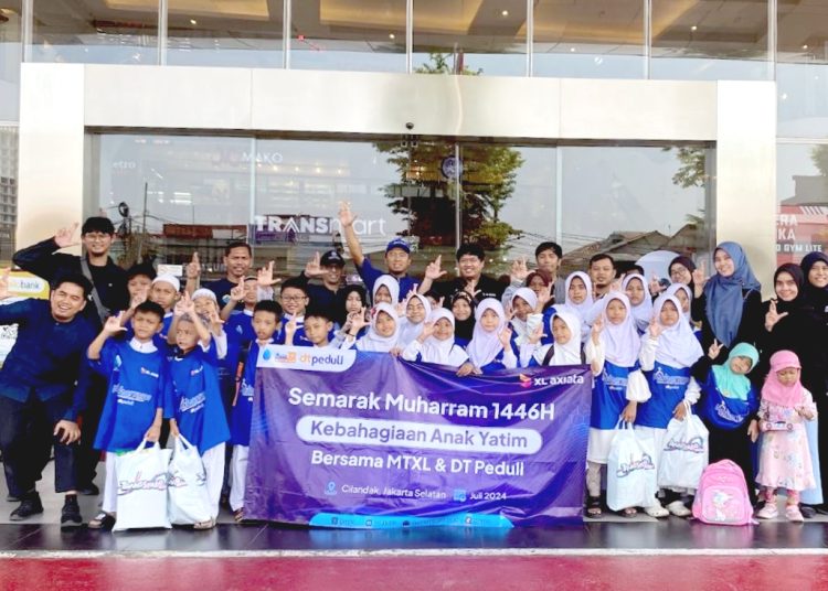 MTXL Axiata bekerja sama dengan Daarut Tauhiid (DT) Peduli Jakarta di Cilandak, Jakarta Selatan, menggelar acara belanja bareng bersama anak yatim dhuafa, Sabtu. (ist)