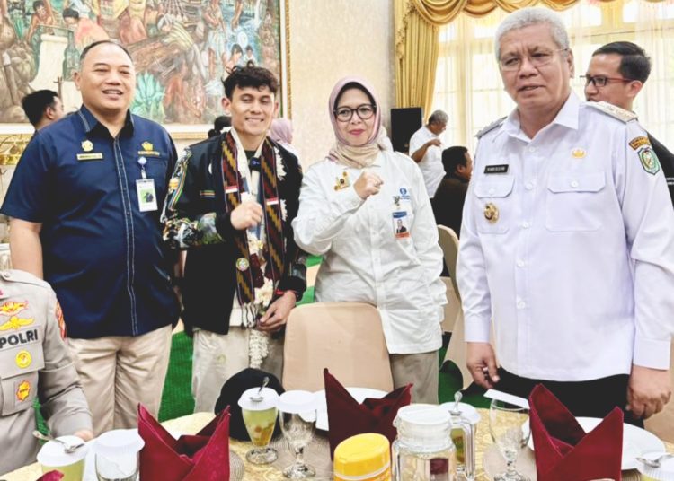 Veddriq Leonardo bersama Kepala Perwakilan Bank Indonesia Kalbar, Anggini Sari serta Pj Gubernur Kalbar, Harisson.(ist)