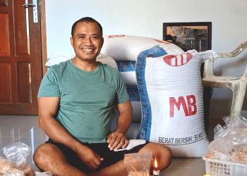 Modal Kerja Bank Kalbar Dorong Usaha Tempe Agustinus