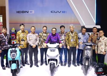 Honda ICON e: dan CUV e: Meriahkan Booth AHM di IMOS 2024