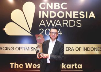 Dirut PLN Darmawan Prasodjo Dinobatkan CEO Of The Year 2024