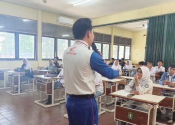 Generasi Z Pelopor Keselamatan Berkendara Bersama SMKN 2 Pontianak
