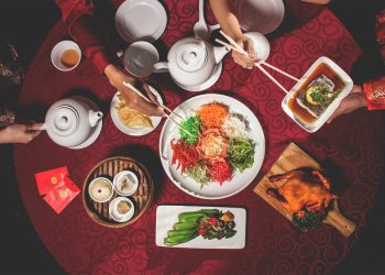 Sambut Imlek 2025, Aston Persembahkan Hidangan Istimewa