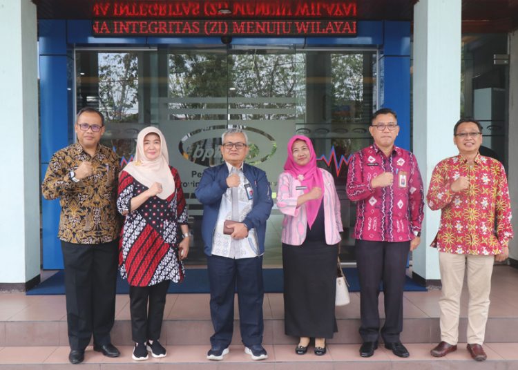 Kepala Perwakilan BPKP Provinsi Kalimantan Barat Rudy M. Harahap (ke tiga kiri).(ist)