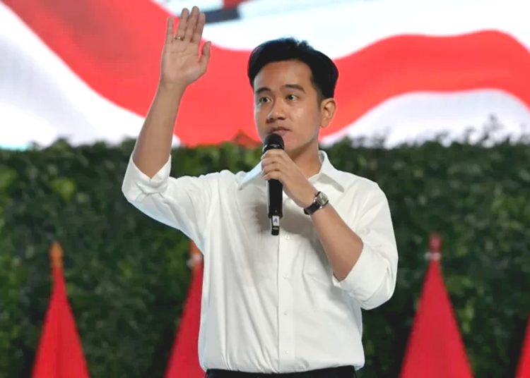 Wapres Gibran Rakabuming Raka akan mendarat di Bandara Singkawang untuk melakukan serangkaian kegiatan di Kota Singkawang, Jumat. (sekwapres)