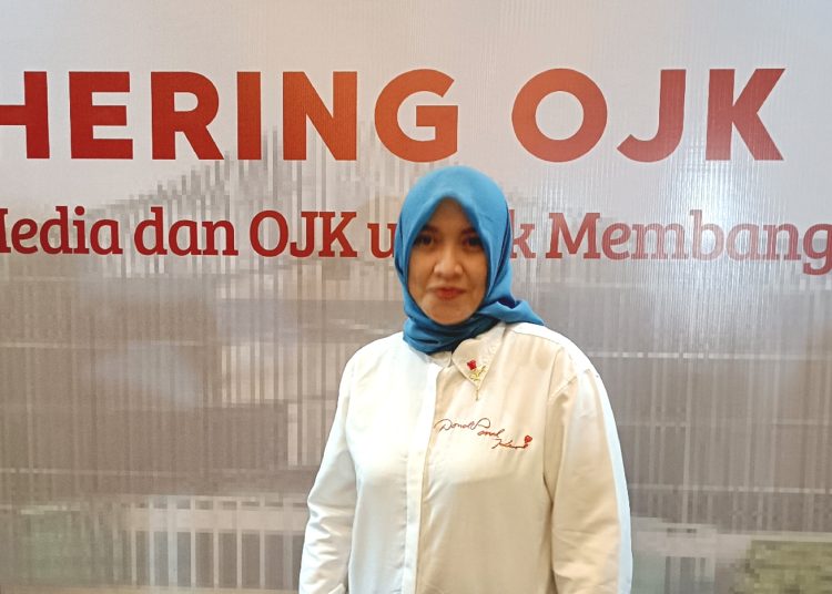 Rochma Hidayati, Kepala Kantor OJK Kalimantan Barat.