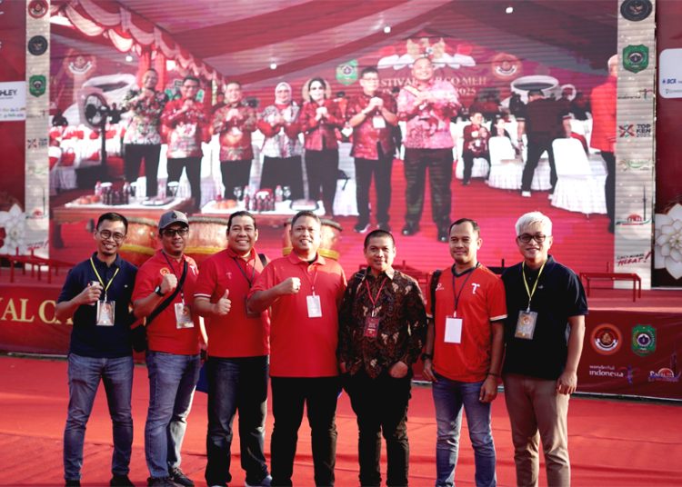 Telkomsel sukses mengawal kenyamanan komunikasi dan menghadirkan pengalaman digital yang prima bagi pelanggan serta wisatawan lokal maupun mancanegara pada perayaan Cap Go Meh di kota Singkawang dan Pontianak yang masuk dalam kalender event nasional Karisma Event Nusantara (KEN) tahun 2025.(ist)