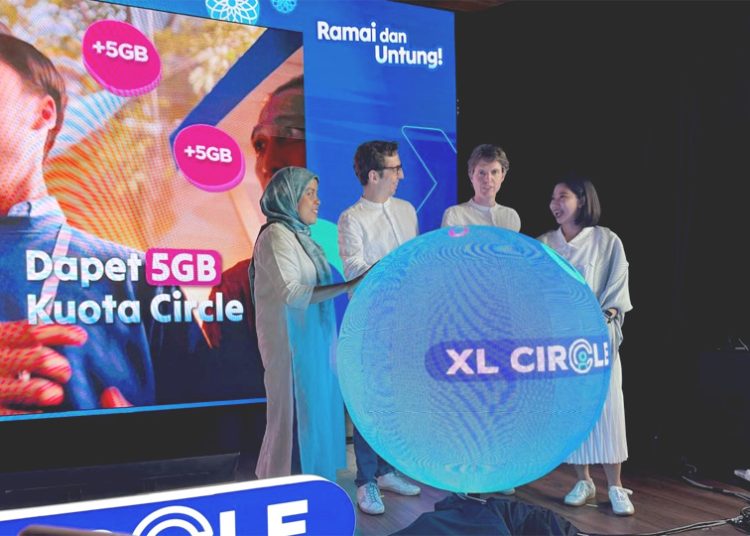 XL Prabyara meluncurkan XL Circle, fitur di Aplikasi myXL yang memberikan keleluasaan pelanggan XL Prabayar untuk membentuk grup yang terdiri dari maksimal 5 orang anggota. Pelanggan berkesempatan mendapatkan berbagai benefit spesial yang hanya ditawarkan kepada pelanggan yang bergabung dalam XL Circle.(ist)