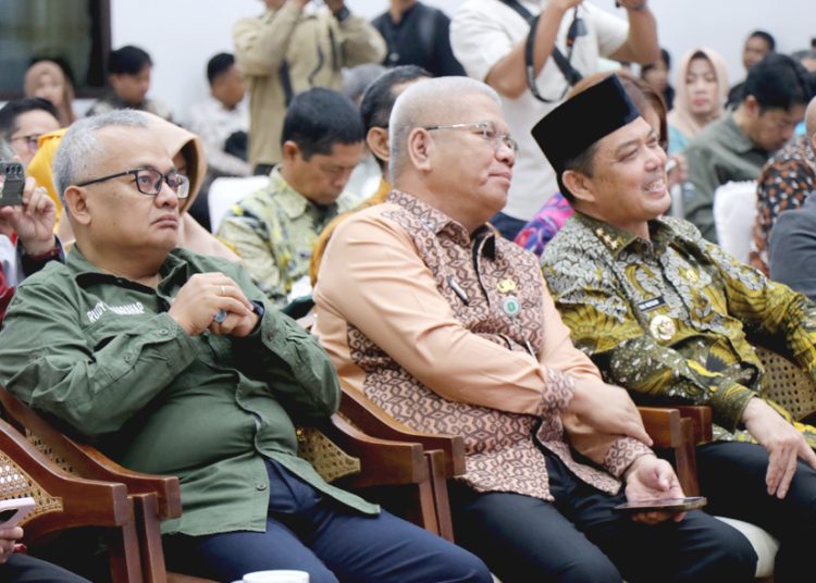 Rapat Koordinasi Percepatan Pembentukan Koperasi Desa/Kelurahan Merah-Putih se-Kalimantan Barat di Balai Petitih Kantor Gubernur Kalimantan Barat, Kamis. (ist)