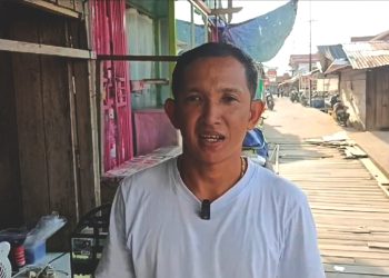 Bank Kalbar Memberi Warna pada Usaha Ikan Hias Natalis