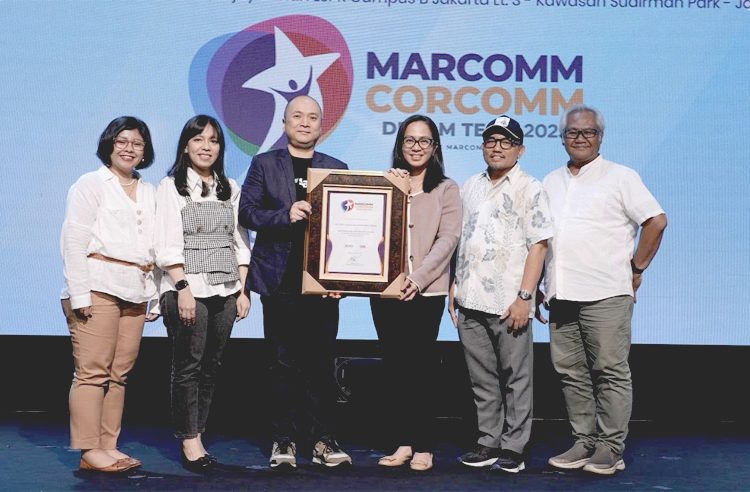 Penghargaan MARCOMM CORCOMM DREAM TEAM 2025 dalam kategori Marcomm Dream Team (Journalist Choice) untuk industri Internet Fixed Broadband. Penghargaan bergengsi ini diselenggarakan oleh Majalah MIX MarComm (SWA Media Group) pada Kamis di Jakarta.(ist)