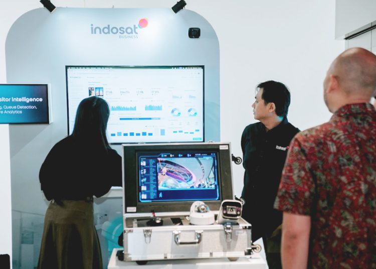 Indosat Business memperkenalkan Vision AI, sebuah solusi pengawasan berbasis kecerdasan artifisial (AI) yang dirancang untuk mentransformasi industri dalam menjaga keamanan, meningkatkan efisiensi operasional, serta mengoptimalkan pengambilan keputusan berbasis data.(ist)
