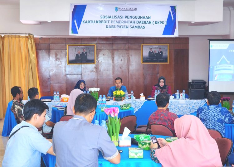 Sosialisasi Penggunaan Kartu KRedit Pemerintah Daerah (KKPD) di Kabupaten Sambas, Kalbar dengan menggandeng Bank Kalbar.(ist)
