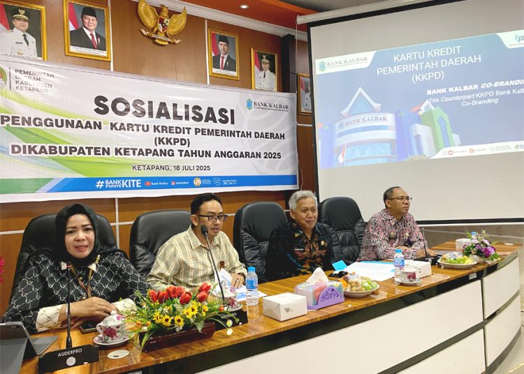 Sosialisasi penggunaan kartu kredit pemerintah daerah di Kabupaten Ketapang yang difasilitasi Bank Kalbar untuk mengawal digitalisasi keuangan. (ist)