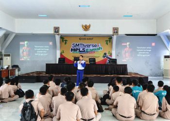 Astra Motor Kalbar Edukasi Siswa SMK SMTI melalui Seminar SR