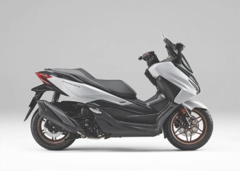 Honda Forza Semakin Berkelas dengan Panel Meter TFT Baru
