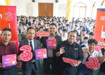 Dukung Masa Depan Pendidikan Indonesia, Tri dan 1.000 Guru Foundation Buka Akses Digital di Pelosok Negeri