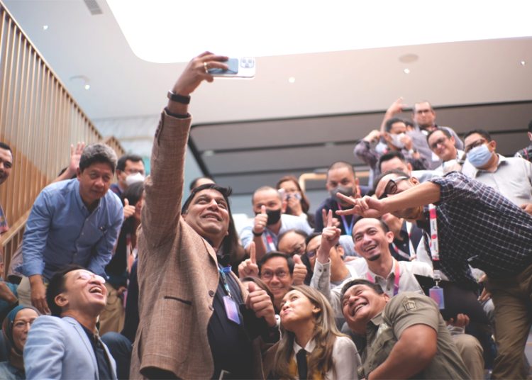 Indosat Ooredoo Hutchison (Indosat atau IOH) meraih Best Workplace 2025 kategori Large Enterprise sekaligus sertifikasi Great Place To Work 2025 dari lembaga independen Great Place To Work Institute, atas keberhasilannya membangun lingkungan kerja sehat, yang mendukung dan memotivasi karyawan. (ist)