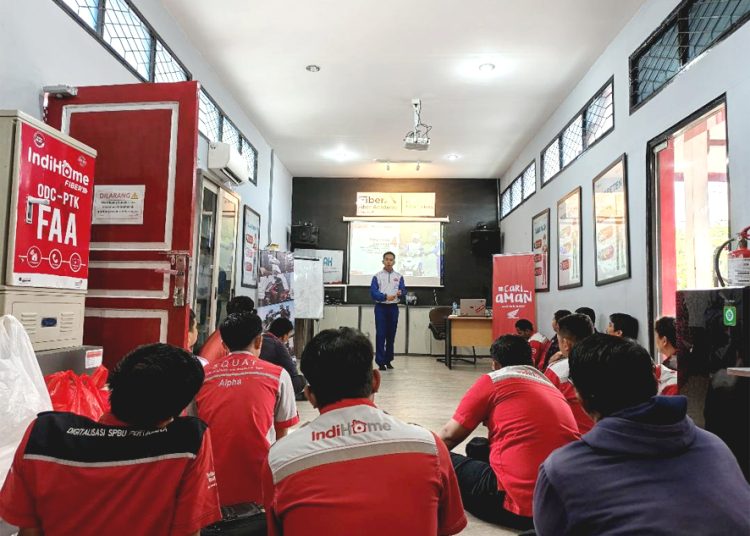 Sosialisasi @cari-aman dari Asmo Kalbar di Telkom Akses Pontianak. (ist)