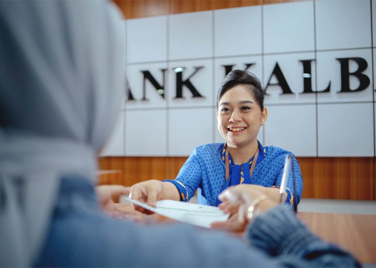 Di tengah ketidakpastian ekonomi global, Bank Kalbar sukses mencetak laba bersih sebesar Rp 309,68 miliar, naik 9,94 persen dibandingkan periode yang sama tahun lalu (yoy), yang saat itu tercatat sebesar Rp 281,68 miliar.(ist)