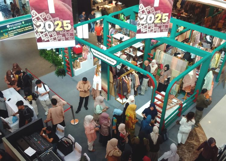FESyar KTI 2025 di atrium Megamall Pontianak. (mb)