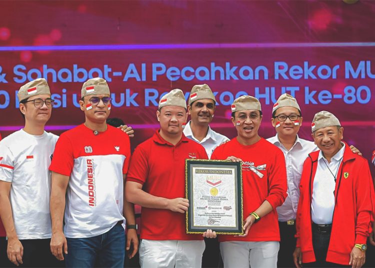 Di perayaan HUT ke-80 RI, teknologi kecerdasan buatan lokal dimanfaatkan untuk menciptakan ribuan karya sastra dengan sentuhan kearifan lokal dan misi pelestarian budaya. Pencapaian ini mengantarkan Indosat meraih Rekor Museum Rekor Dunia Indonesia (MURI) untuk aktivitas pembuatan puisi terbanyak dengan AI secara serempak.(ist)