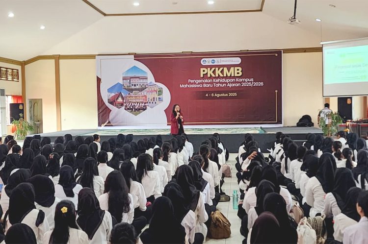 PT Pegadaian area Pontianak melalui program Pegadaian Mengajar menggelar kegiatan edukasi keuangan di berbagai lembaga pendidikan, sebagai upaya membekali generasi muda dengan pemahaman dasar finansial.(ist)