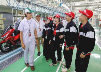 Gen Z Beraksi, Kreativitas Muda Mengguncang AHM Best Student 2025