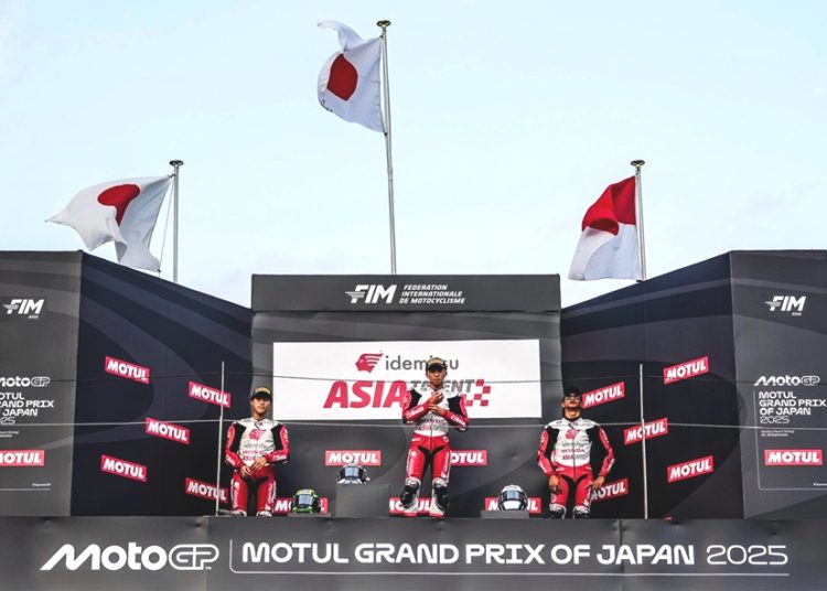 Pebalap muda binaan PT Astra Honda Motor (AHM) kembali menunjukkan performa impresifnya yang kencang pada putaran ke empat Idemitsu Asia Talent Cup (IATC) 2025 di Mobility Resort Motegi, Jepang 27–28 September 2025 menembus posisi tiga besar.(ist)
