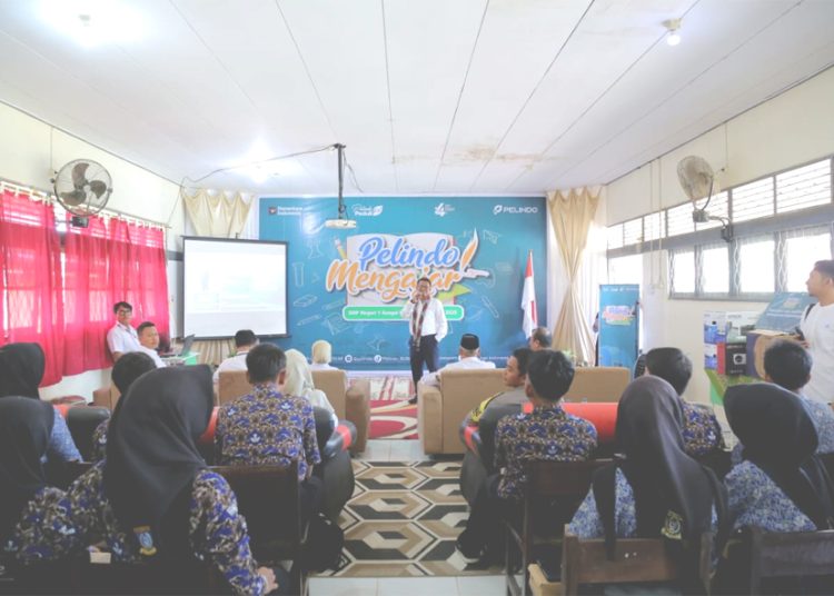 Program Pelindo Mengajar di SMP Negeri 1 Sungai Kunyit, Kabupaten Mempawah Kalimantan Barat. (ist)