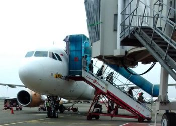 Pemerintah Resmi Turunkan Tarif Tiket Pesawat pada Nataru