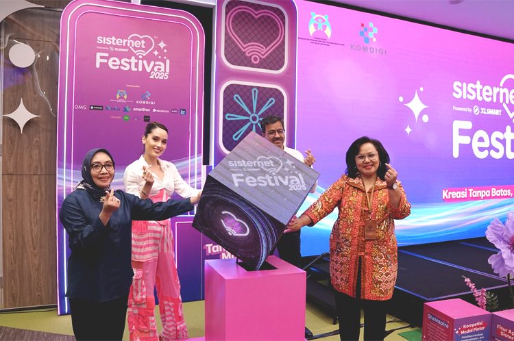 Pembukaan Sisternet Festival 2025 di Jakarta, Jumat. Kegiatan ini menjadi momentum penting dalam memperkuat peran perempuan Indonesia di era digital, sekaligus menandai peluncuran gerakan nasional terbaru #1JutaSisterDigital. (ist)
