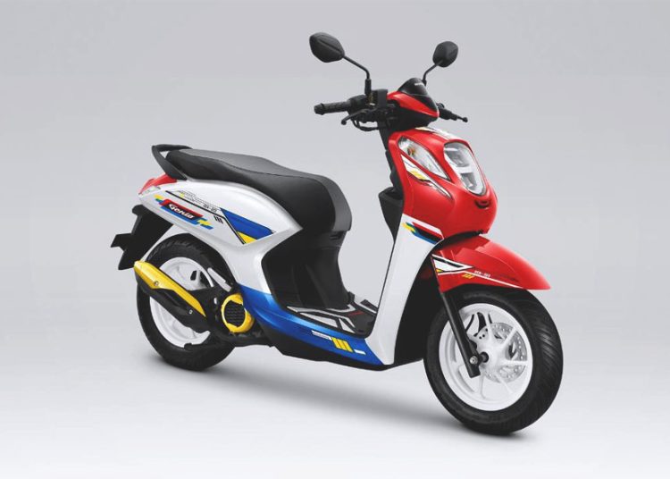 PT Astra Honda Motor (AHM) memberikan penyegaran pada New Honda Genio dengan menghadirkan kombinasi warna dan striping baru yang semakin memperkuat gaya retro dan fashionable. (ist)