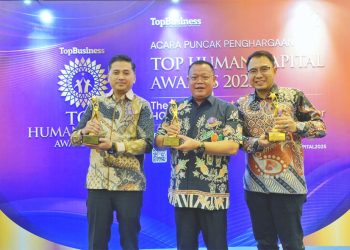 Bank Kalbar Raih Tiga Penghargaan Top Human Capital Awards 2025