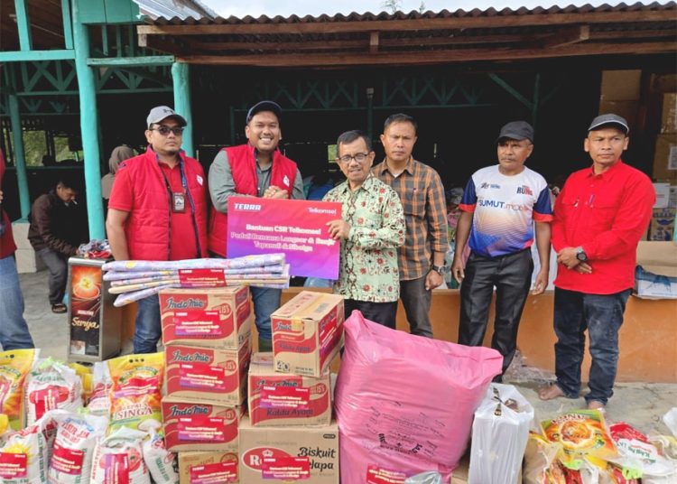 Telkomsel menyalurkan bantuan CSR berupa sembako dan air bersih bagi lebih 400 KK pengungsi di Aceh Singkil dan +1200 KK di posko tanggap bencana wilayah Pidie Jaya.Telkomsel juga menghadirkan bantuan dapur umum untuk masyarakat terdampak di Sibolga, bantuan sembako dan air bersih di Sipirok, Tapanuli Selatan, Agam, Tanah Datar, Pasaman Barat dan beberapa titik lainnya di wilayah Provinsi Sumut, Aceh serta Sumbar melalui posko kemanusiaan setempat.(ist)