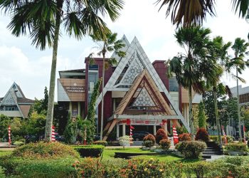 TIM FEB Untan Raih Juara 1 Nasional P2MW 2025