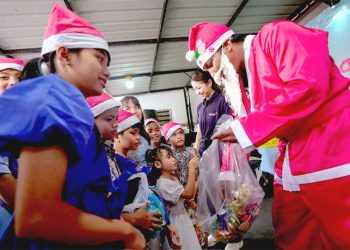 Hadirkan Hangat dan Sukacita Natal, Indosat Berbagi Kasih