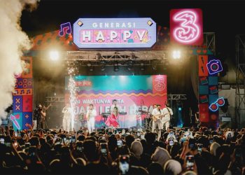 Hadirkan Generasi Happy, Tri Tingkatkan Literasi Digital dan AI di Singkawang