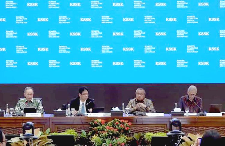 Konferensi pers hasil rapat berkala KSSK 1-2026 di Kementerian Keuangan, Selasa. (yutub)