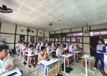 Pelajar SMKN 1 Rasau Jaya #Cari_aman Bersama Astra Motor Kalbar