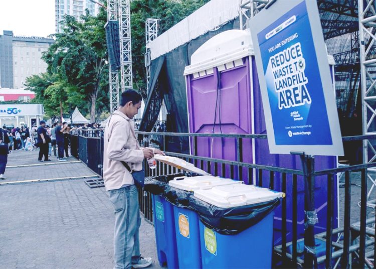 PT XLSMART Telecom Sejahtera Tbk (XLSMART) menegaskan komitmennya terhadap implementasi inovasi teknologi yang selaras dengan prinsip keberlanjutan di penyelenggaraan acara Ultraverse Festival, konser musik berskala besar yang digelar secara serentak di Jakarta, Surabaya, dan Denpasar. (ist)