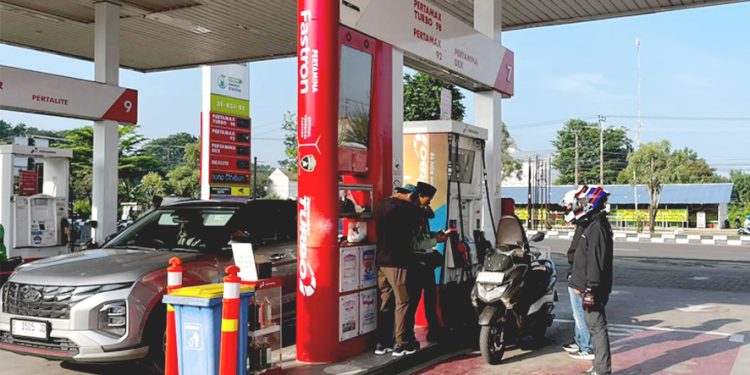 Berangsur Kondusif, Suplai BBM di Kalbar Terus Ditambah