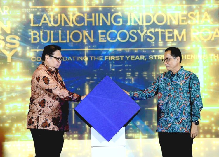 Menteri Koordinator Bidang Perekonomian Airlangga Hartarto dan Kepala Eksekutif Pengawas Perbankan OJK Dian Ediana Rae saat peluncuran Roadmap pengembangan dan penguatan kegiatan usaha dan ekosistem bulion 2026-2031 di Jakarta, Jumat. (ist)