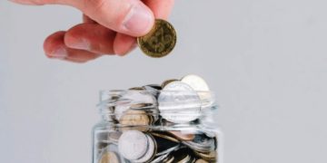 Melemah, Indeks Menabung Konsumen Turun 3,9 Poin