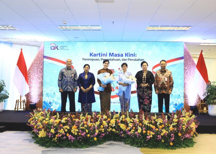 Webinar bertajuk “Kartini Masa Kini: Perempuan, Pengetahuan, dan Perubahan” yang digelar OJK di Jakarta, Selasa dihadiri Ketua Dewan Komisioner OJK Friderica Widyasari Dewi dan Menteri Komunikasi dan Digital Meutya Hafid serta diikuti lebih dari 5.000 peserta secara online. (ist)