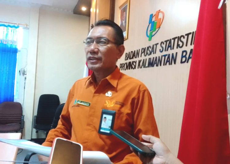Kepala BPS Provinsi Kalimantan Barat (Kalbar) Muh Saichudin, S.Si, M.Si dalam konferensi pers Berita Resmi Statistik (BRS) di Pontianak, Rabu. (mb)