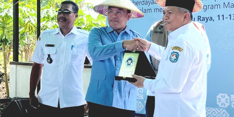 Penguatan Ekosistem Ekonomi Lokal MBG, BGN Dialog dengan Gapoktan dan Petani Hortikultura Kubu Raya
