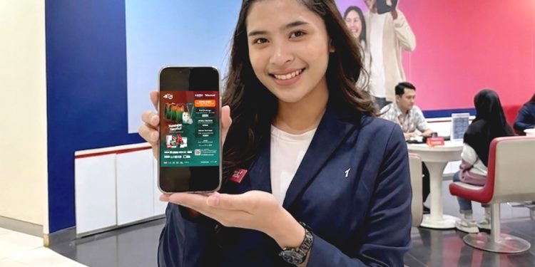 Gelar HARRIS SIMPATI Fun Run 2026, Telkomsel Ajak Warga Pontianak Lari Sambil Lakukan Aksi Plogging dan Tanam Pohon