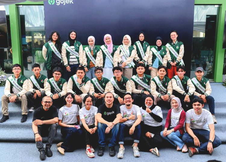 Momen hangat kebersamaan perwakilan penerima Beasiswa Gojek 2026 bersama jajaran Manajemen GoTo dan Yayasan GoTo Merah Putih (YGMP). (ist)